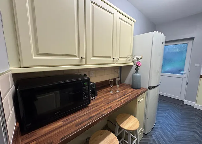 Omega - 3 Bedrooms - Sleeps 5 아파트